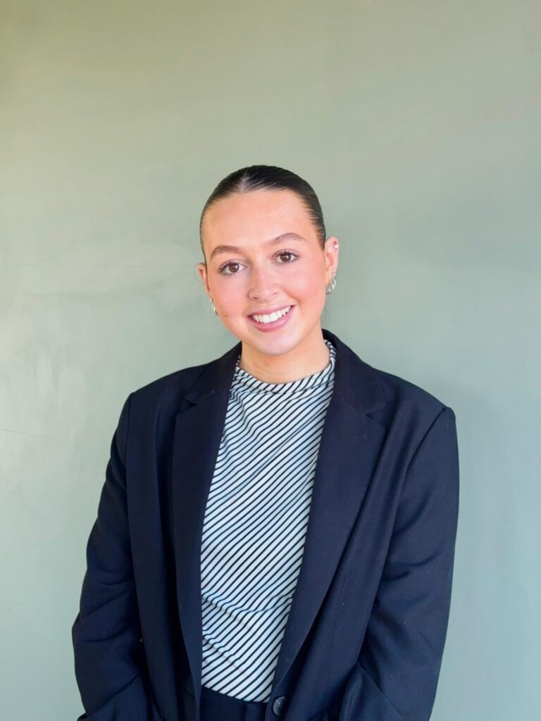 Photo of Ella Roberts